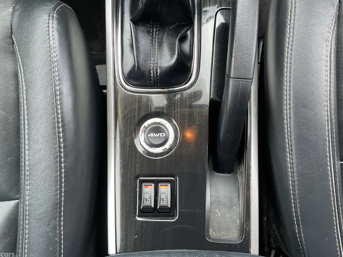 Mitsubishi Outlander SUV, Diesel, 2018, Brown