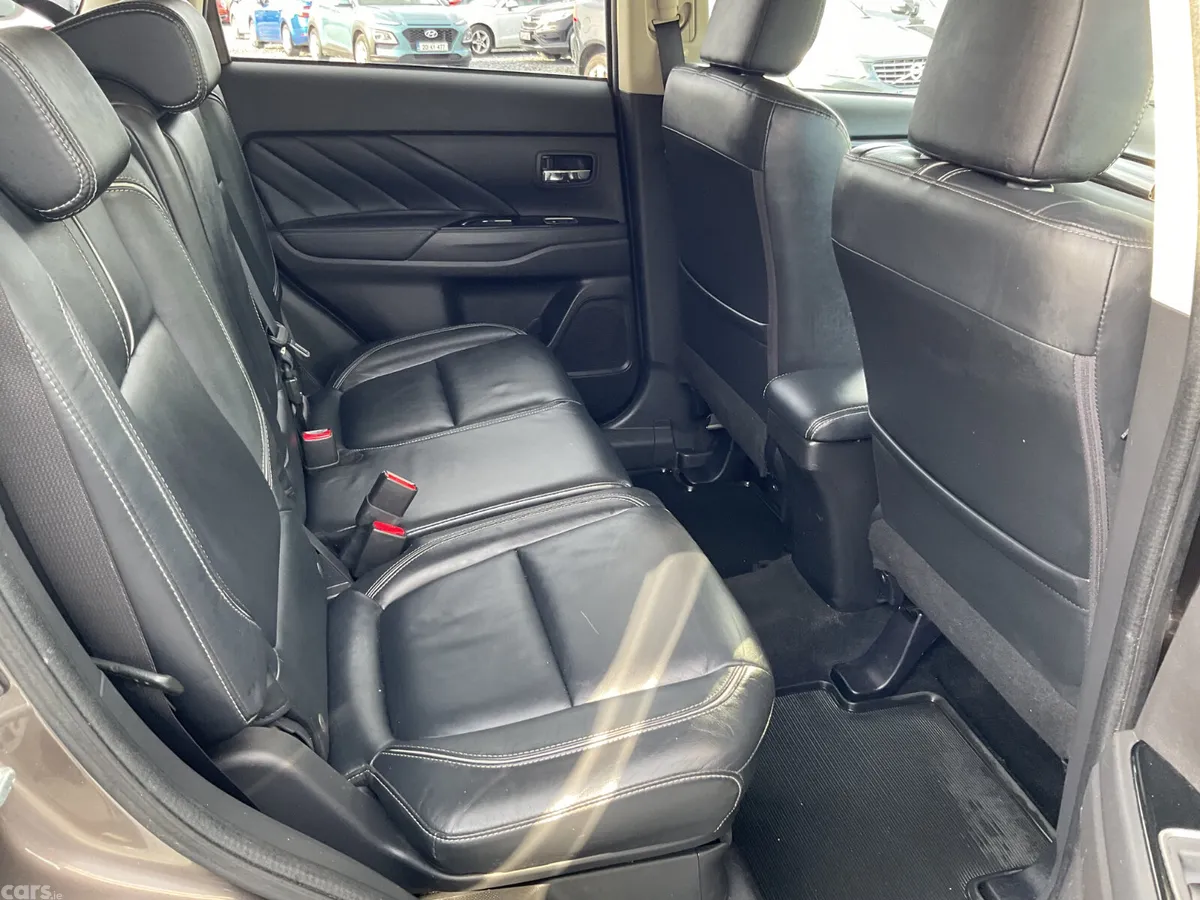 Mitsubishi Outlander SUV, Diesel, 2018, Brown