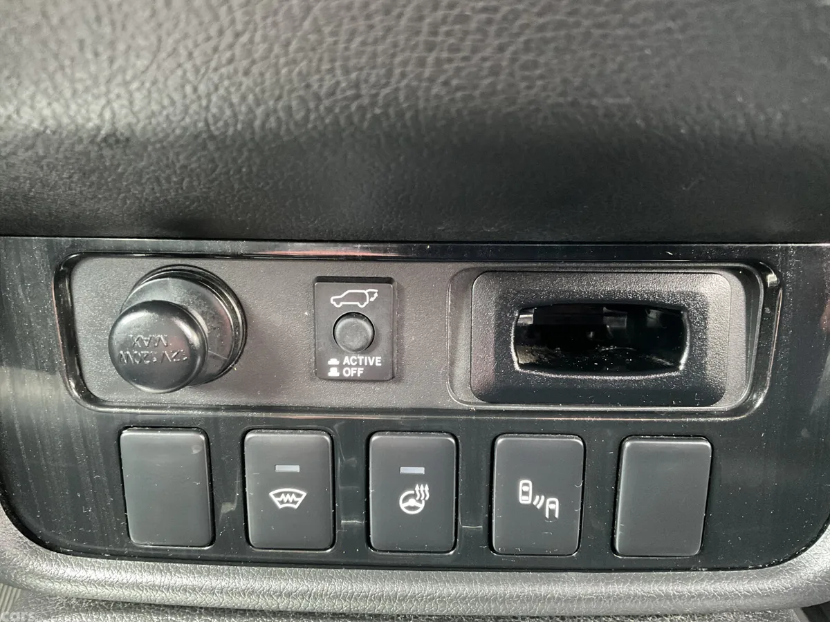 Mitsubishi Outlander SUV, Diesel, 2018, Brown