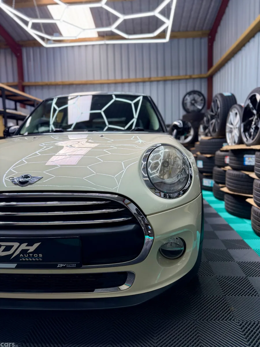 Mini Cooper Hatchback, Petrol, 2017, Beige