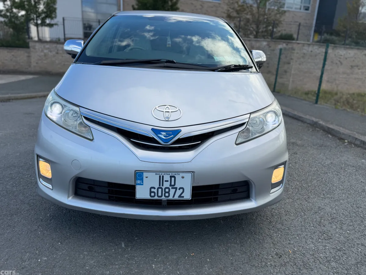 Toyota Estima MPV, Petrol Hybrid, 2011, Silver