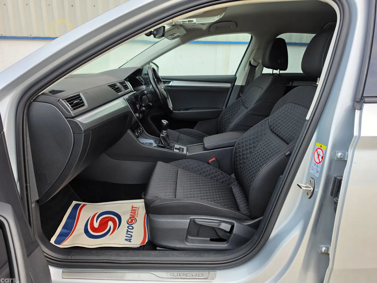 Skoda Superb Saloon, Diesel, 2022, Grey
