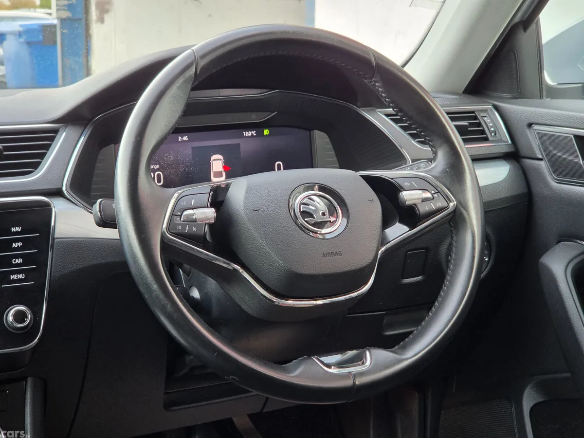 Skoda Superb Saloon, Diesel, 2022, Grey
