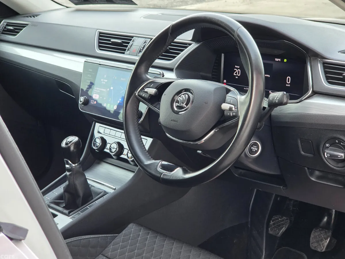 Skoda Superb Saloon, Diesel, 2022, Grey