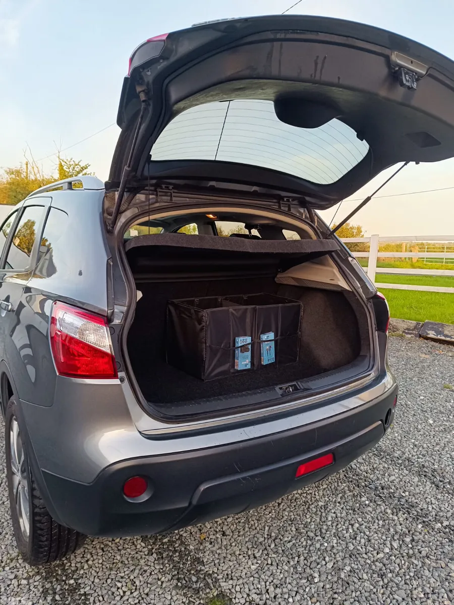 Nissan Qashqai Hatchback, Diesel, 2011, Grey