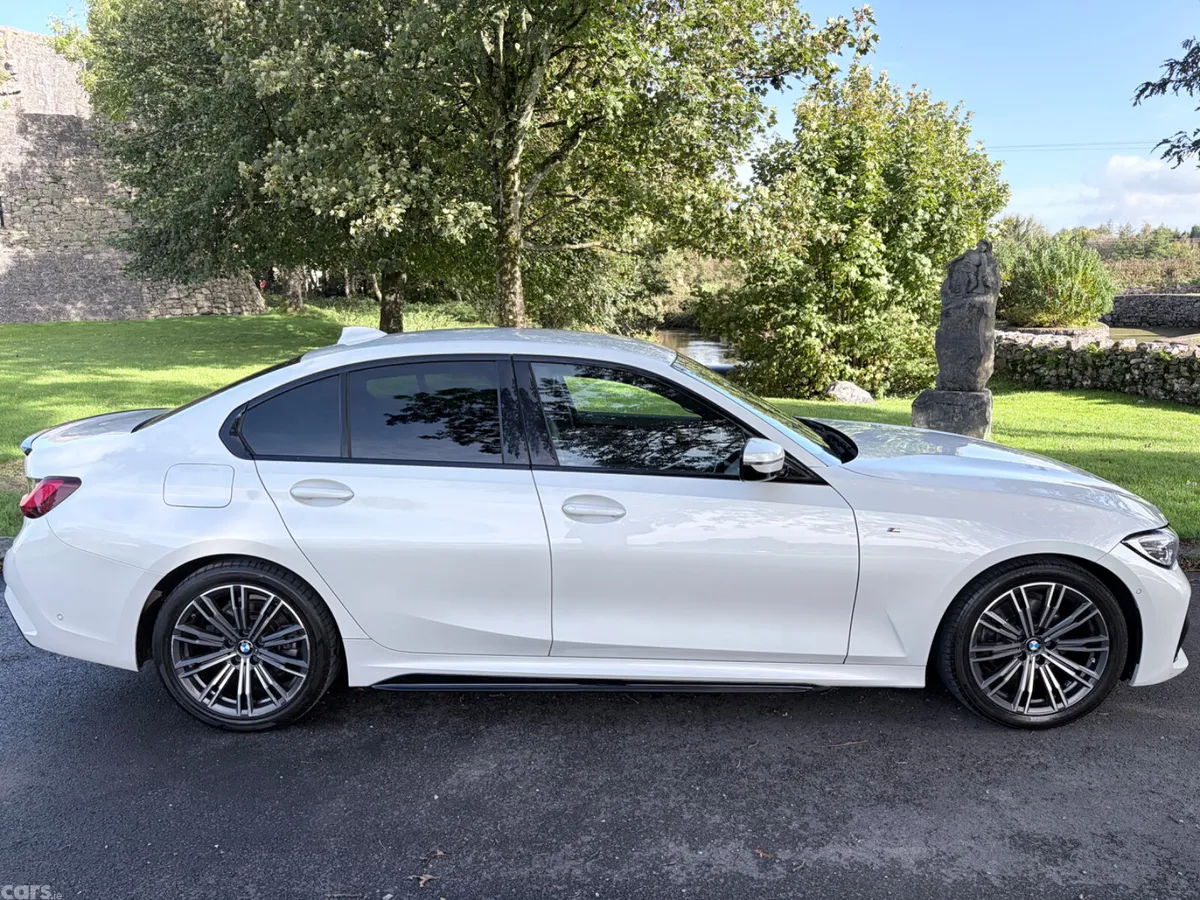 BMW 3-Series Saloon, Diesel, 2021, White