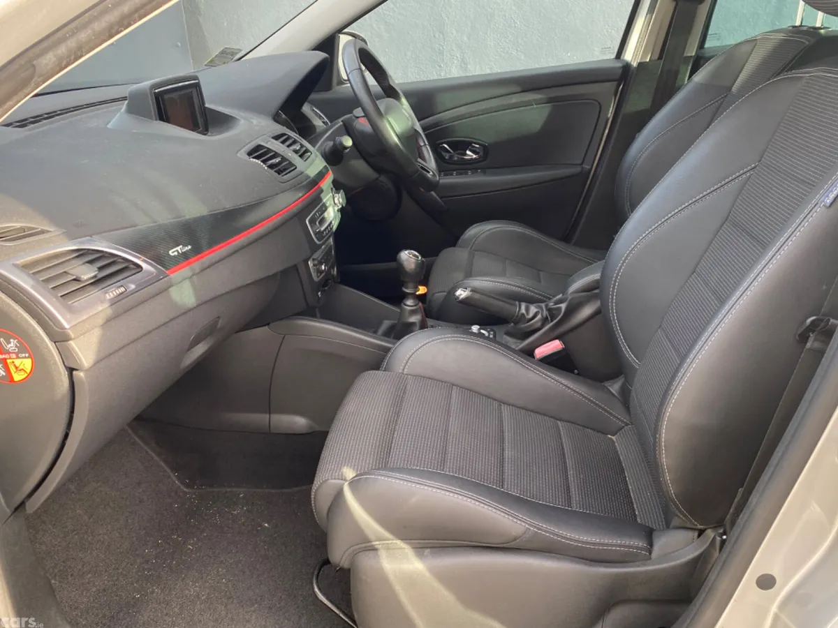 Renault Megane Hatchback, Diesel, 2015, Silver