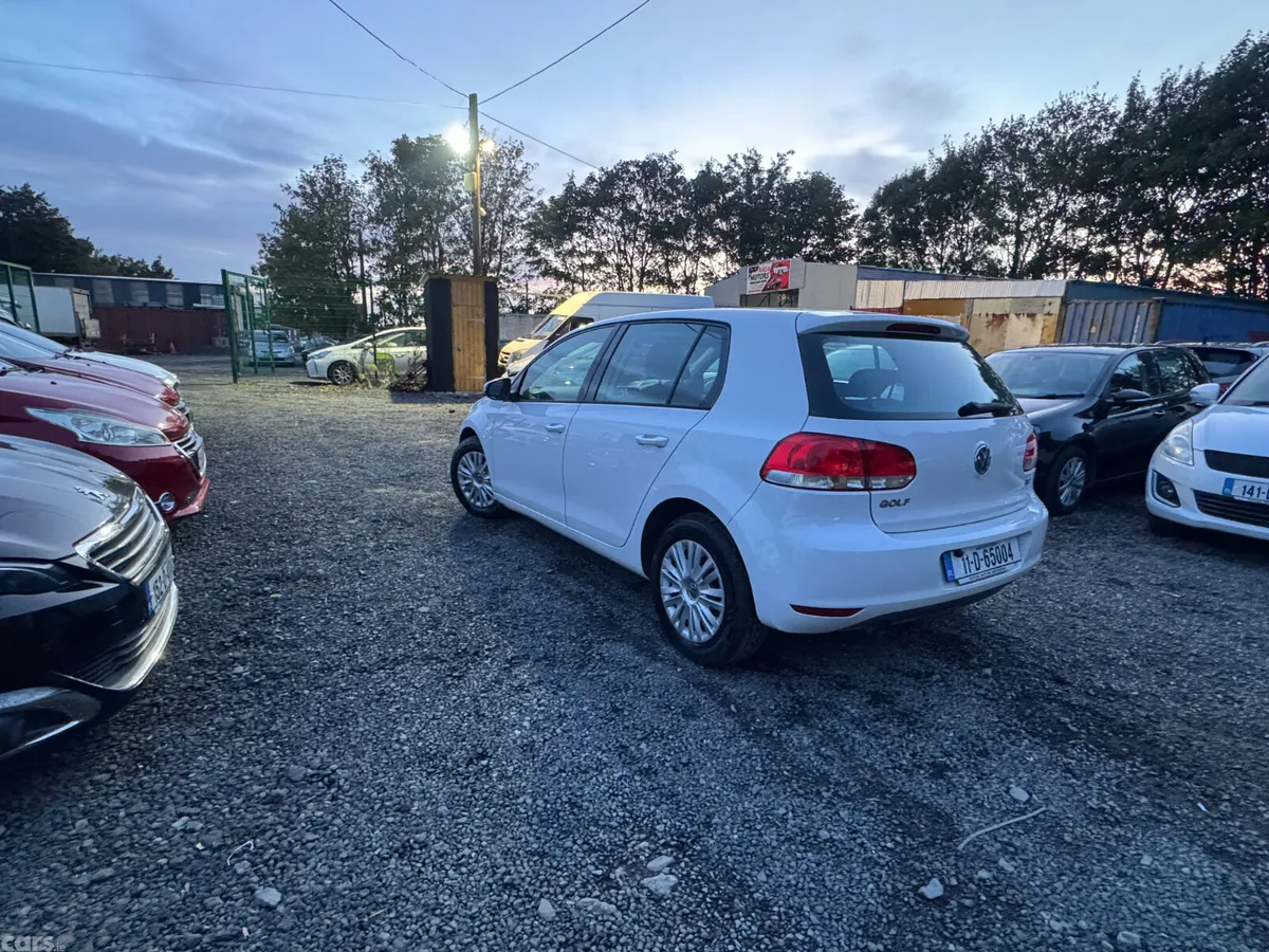 Volkswagen Golf Hatchback, Petrol, 2011, White