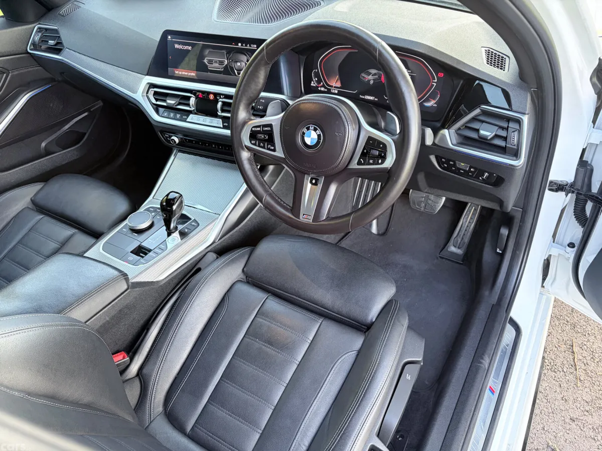 BMW 3-Series Saloon, Diesel, 2021, White
