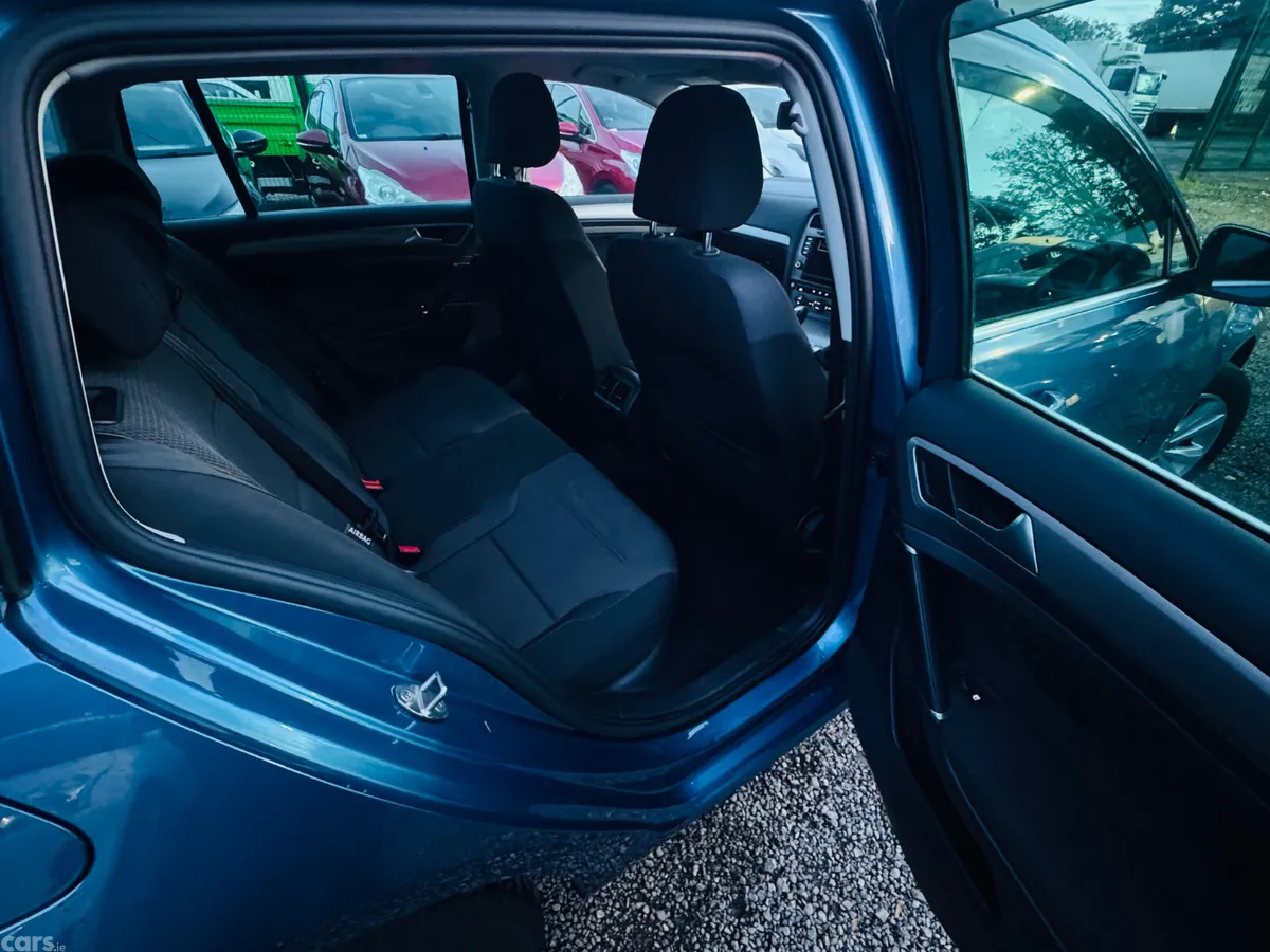 Volkswagen Golf Estate, Petrol, 2016, Blue