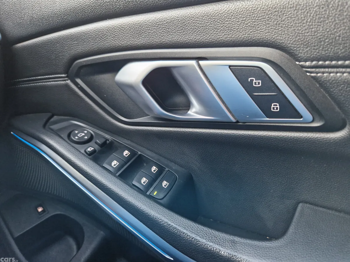 BMW 3-Series Saloon, Petrol Plug-in Hybrid, 2021, Grey