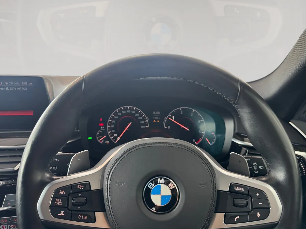 BMW 5-Series Estate, Diesel, 2018, Blue