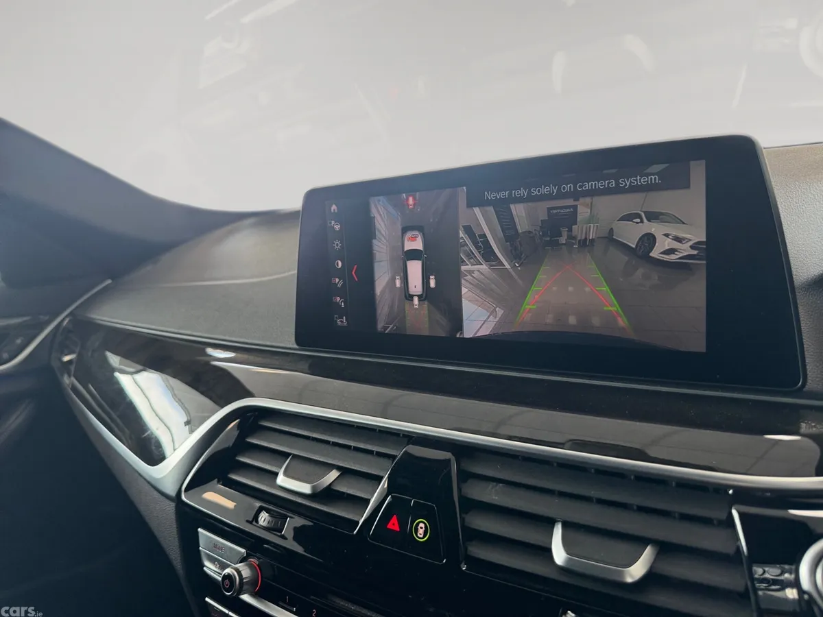 BMW 5-Series Estate, Diesel, 2018, Blue