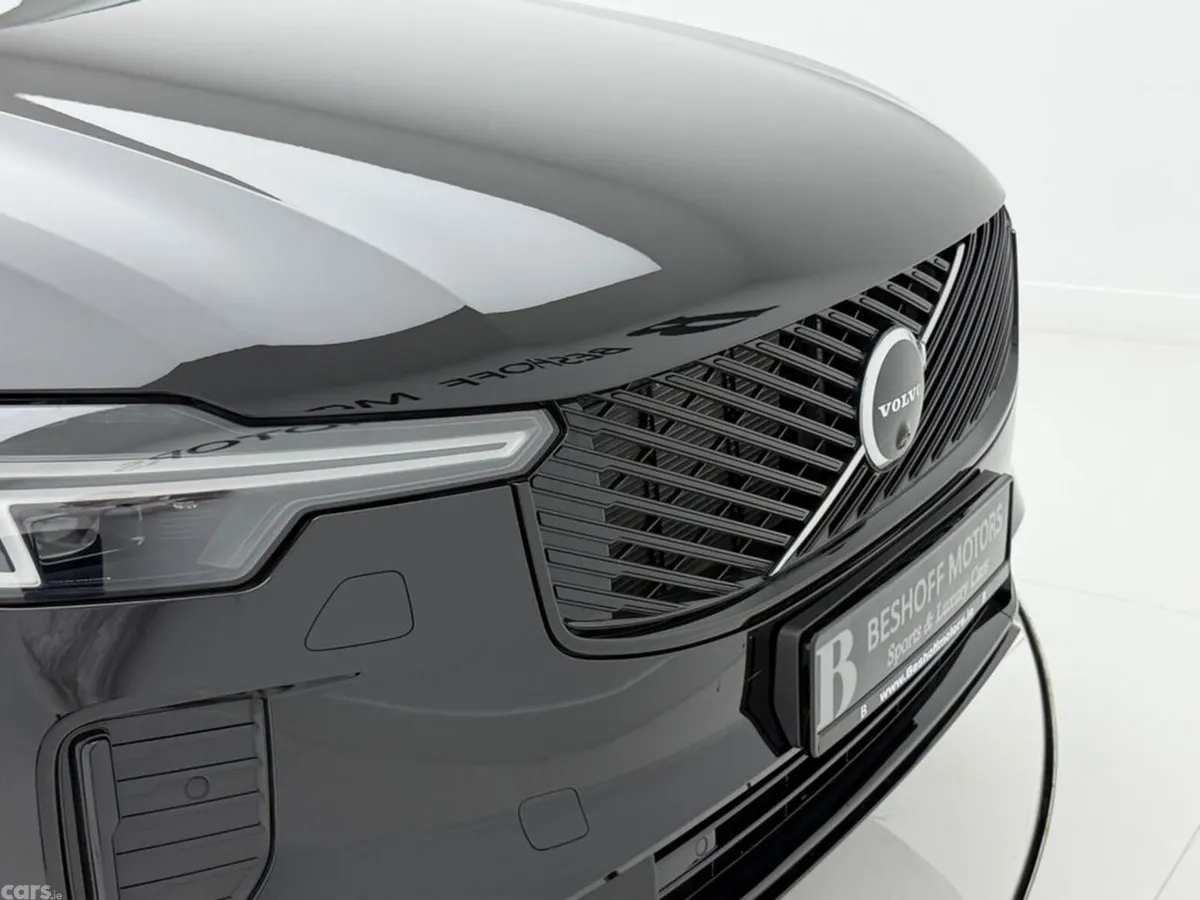 Volvo XC90 SUV, Petrol Plug-in Hybrid, 2026, Black