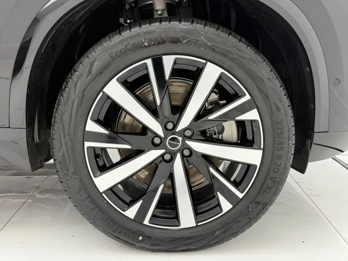 Volvo XC90 SUV, Petrol Plug-in Hybrid, 2026, Black