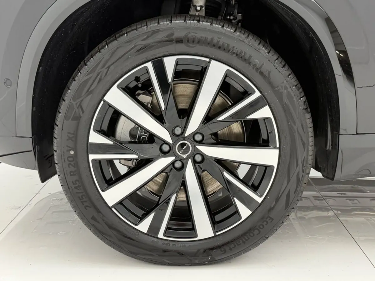 Volvo XC90 SUV, Petrol Plug-in Hybrid, 2026, Black