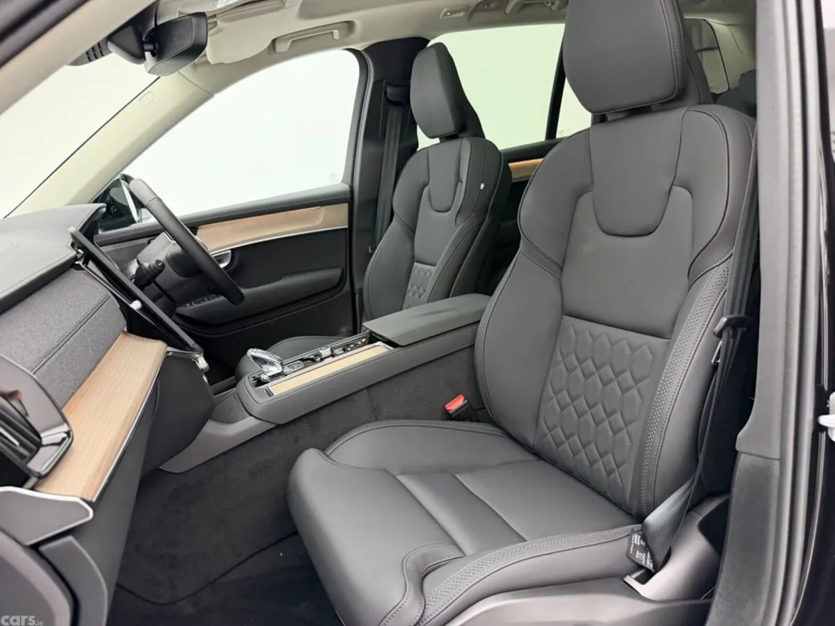 Volvo XC90 SUV, Petrol Plug-in Hybrid, 2026, Black