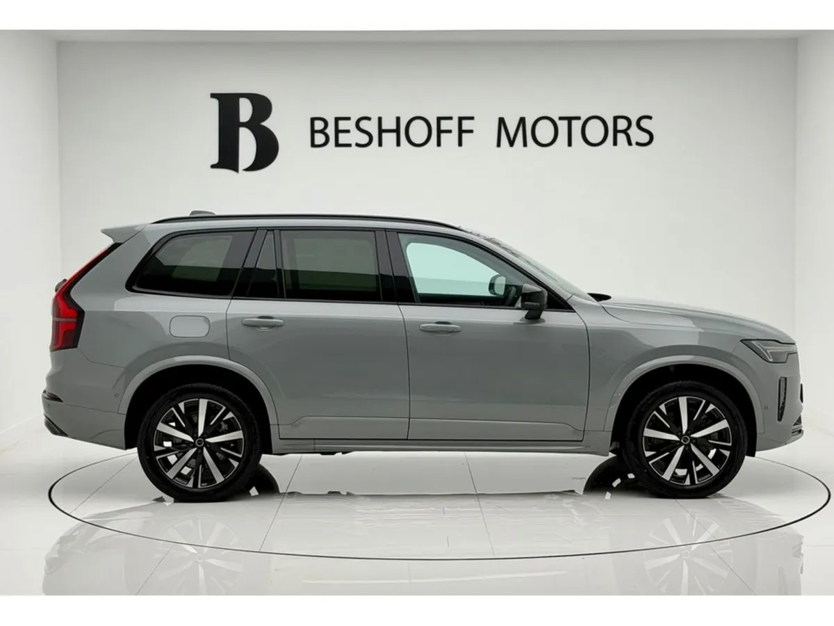 Volvo XC90 SUV, Petrol Plug-in Hybrid, 2026, Grey