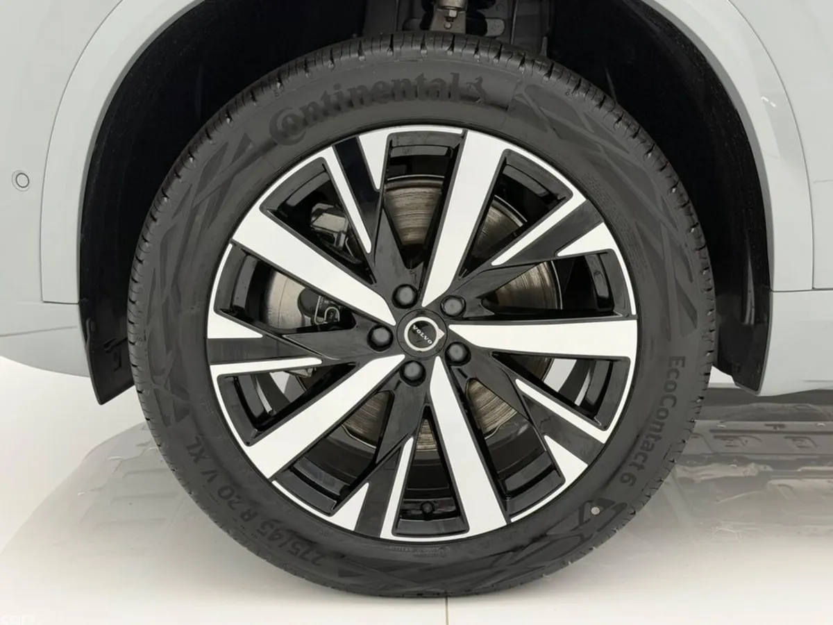 Volvo XC90 SUV, Petrol Plug-in Hybrid, 2026, Grey