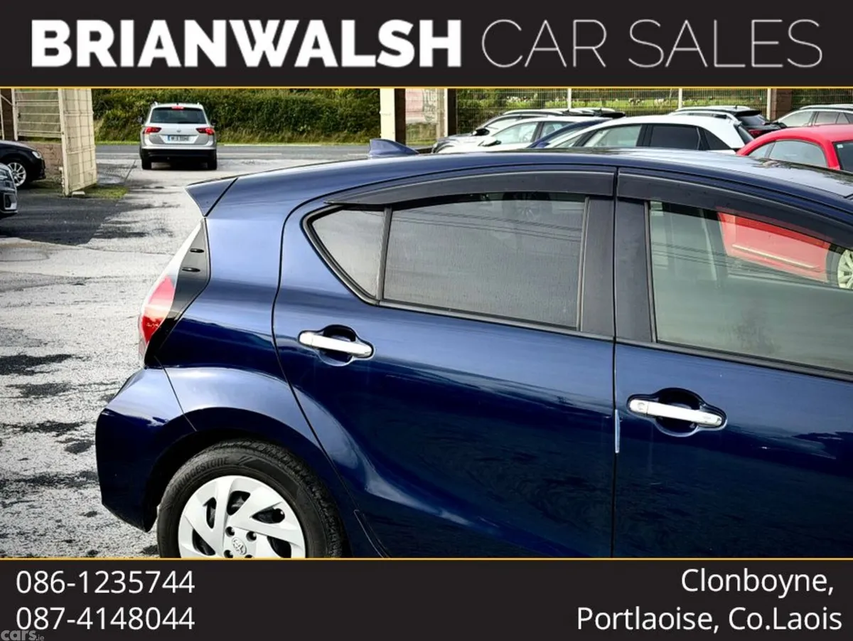 Toyota Aqua Hatchback, Petrol Hybrid, 2019, Blue