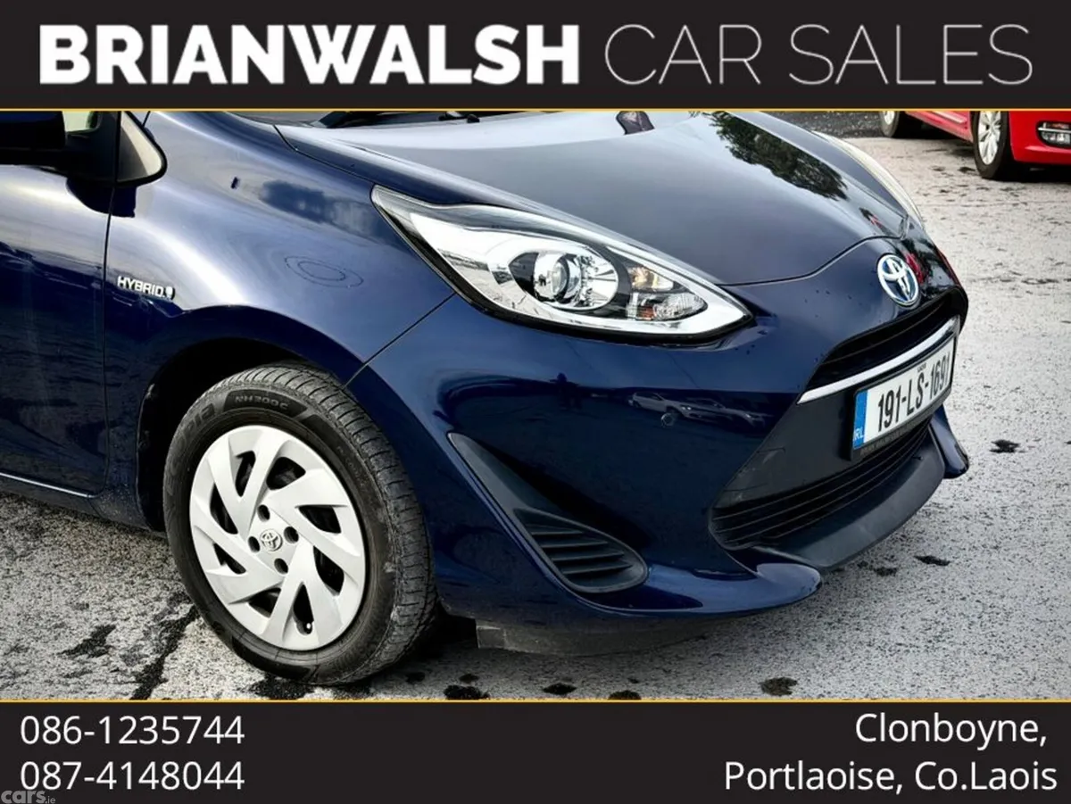 Toyota Aqua Hatchback, Petrol Hybrid, 2019, Blue