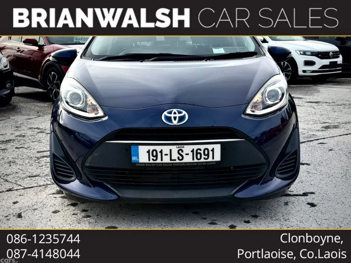 Toyota Aqua Hatchback, Petrol Hybrid, 2019, Blue