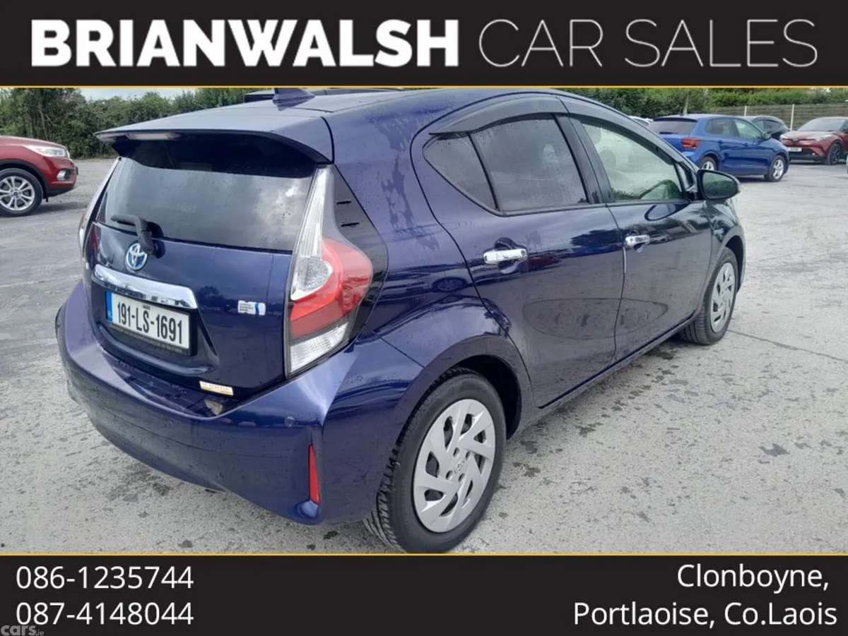 Toyota Aqua Hatchback, Petrol Hybrid, 2019, Blue