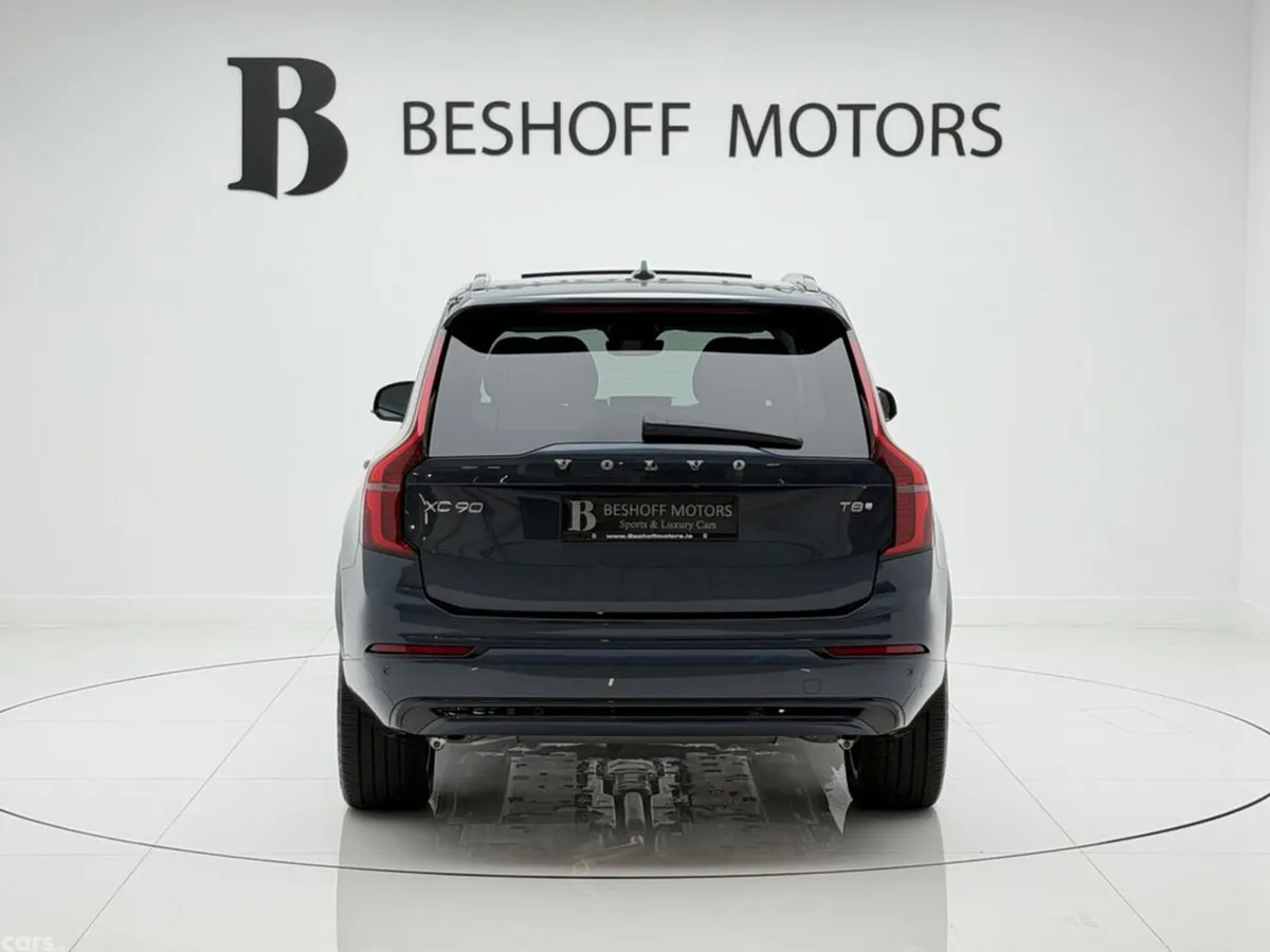 Volvo XC90 SUV, Petrol Plug-in Hybrid, 2026, Blue