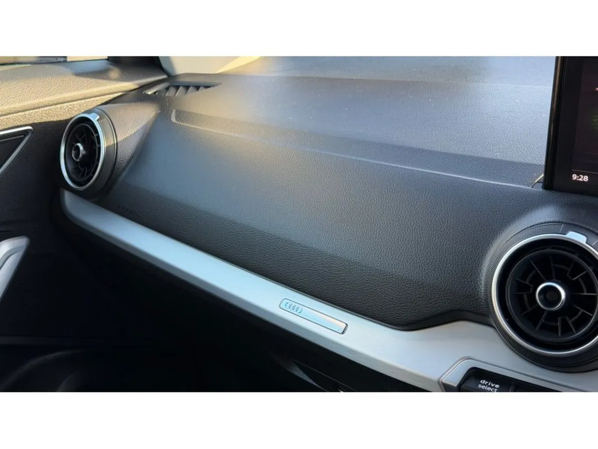 Audi Q2 Estate, Petrol, 2020, Grey