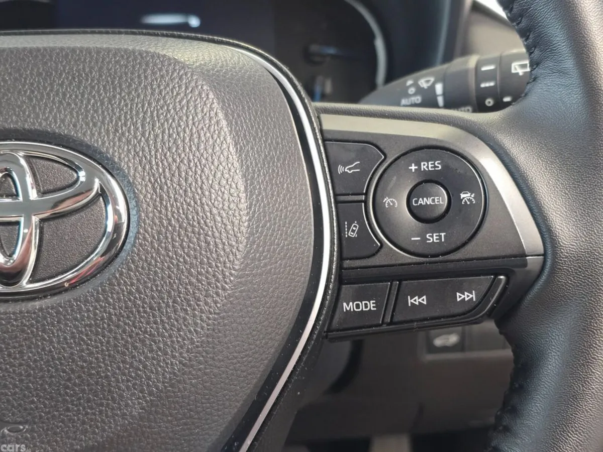 Toyota RAV4 SUV, Petrol Hybrid, 2025, Blue
