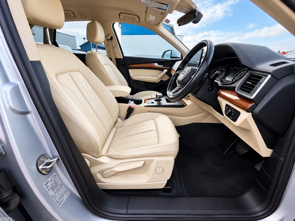 Audi Q5 SUV, Diesel, 2024, Grey
