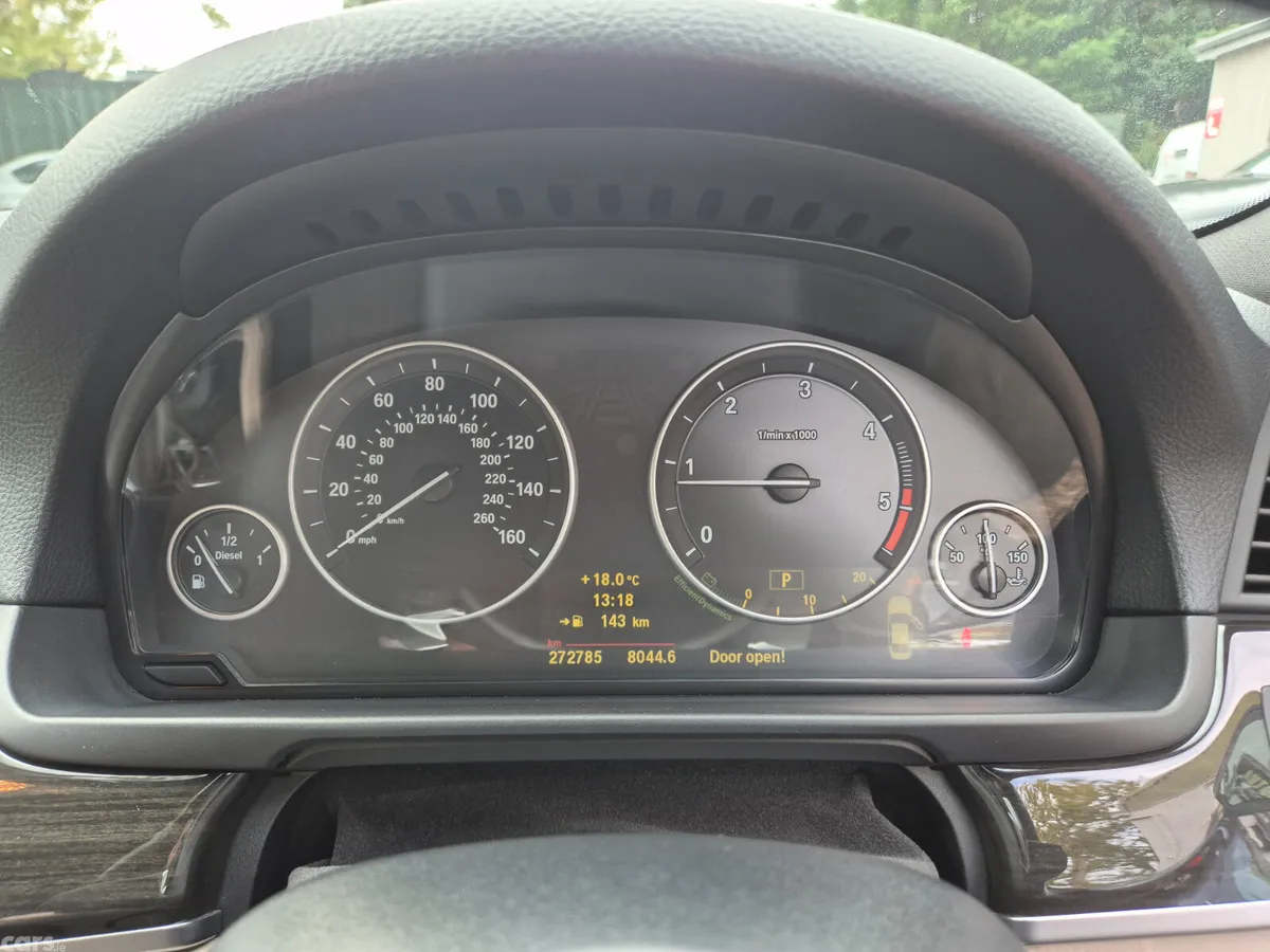 BMW 5-Series Saloon, Diesel, 2010, Grey