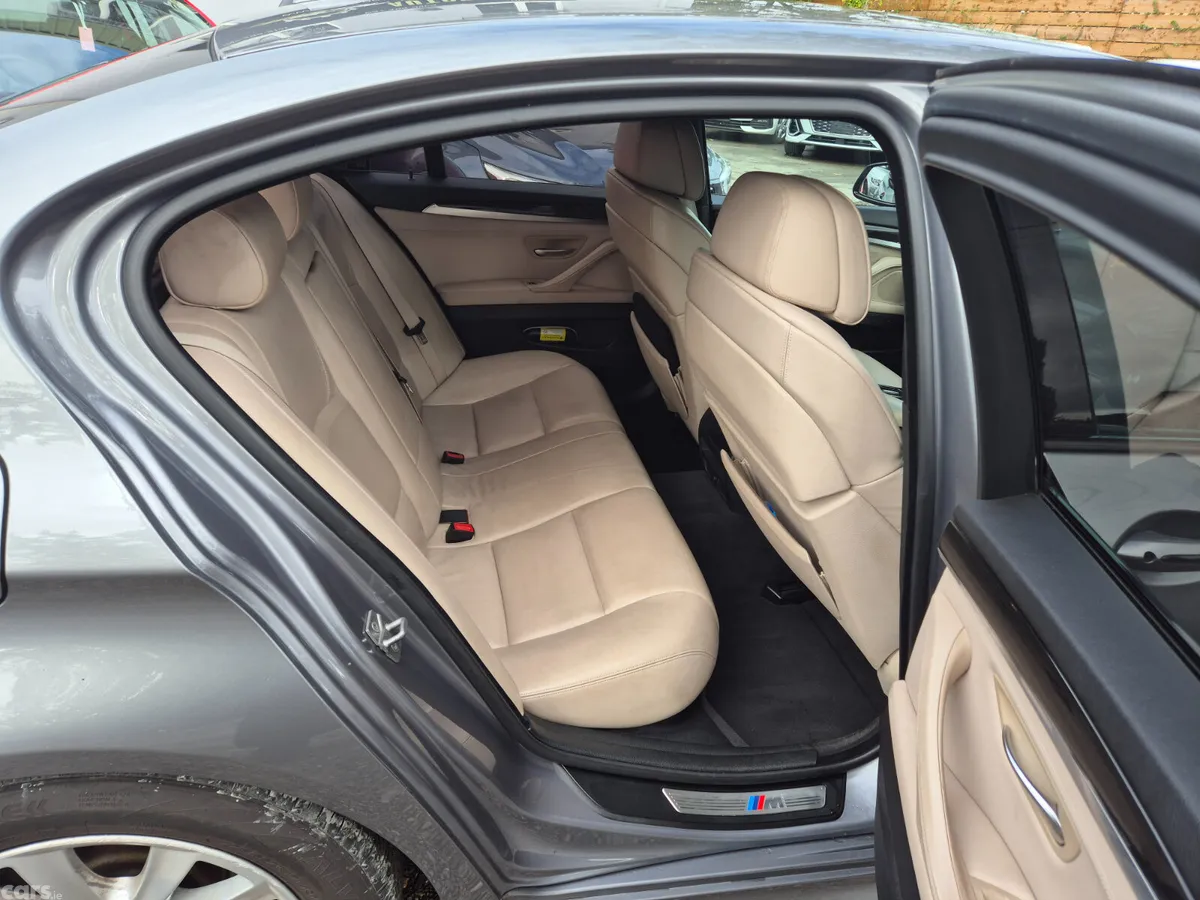 BMW 5-Series Saloon, Diesel, 2010, Grey