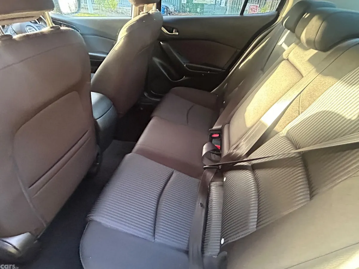 Mazda Mazda3 Saloon, Diesel, 2015, Blue