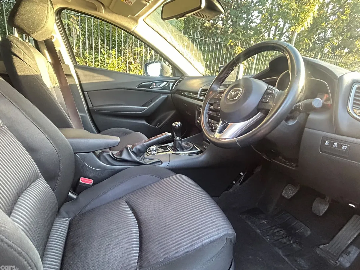 Mazda Mazda3 Saloon, Diesel, 2015, Blue