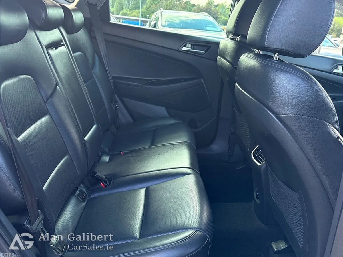 Hyundai Tucson MPV, Diesel, 2019, Grey