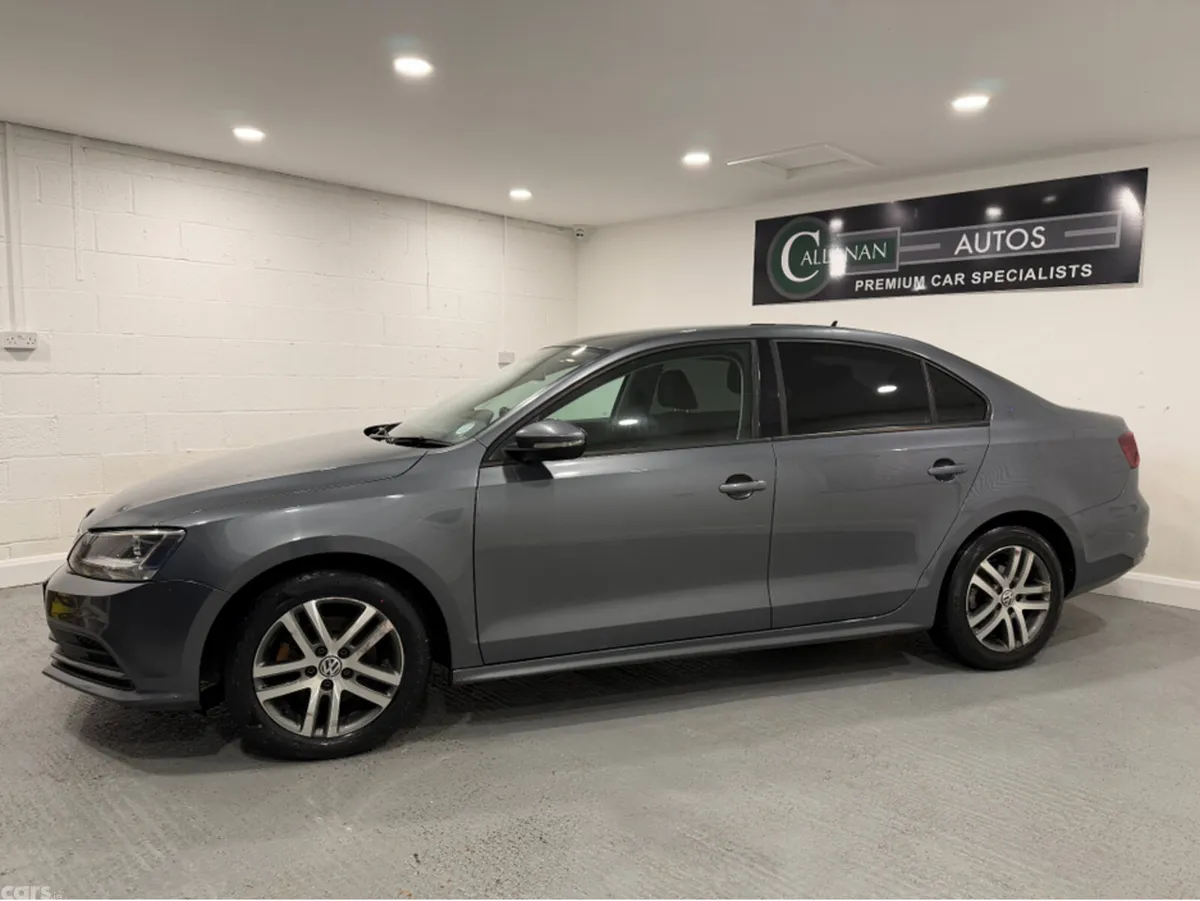 Volkswagen Jetta Saloon, Diesel, 2016, Grey