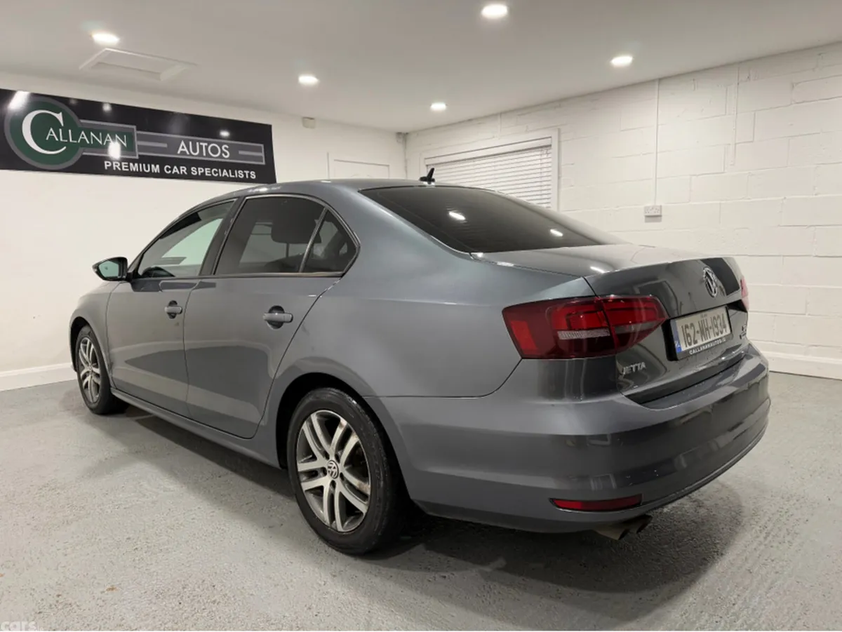Volkswagen Jetta Saloon, Diesel, 2016, Grey