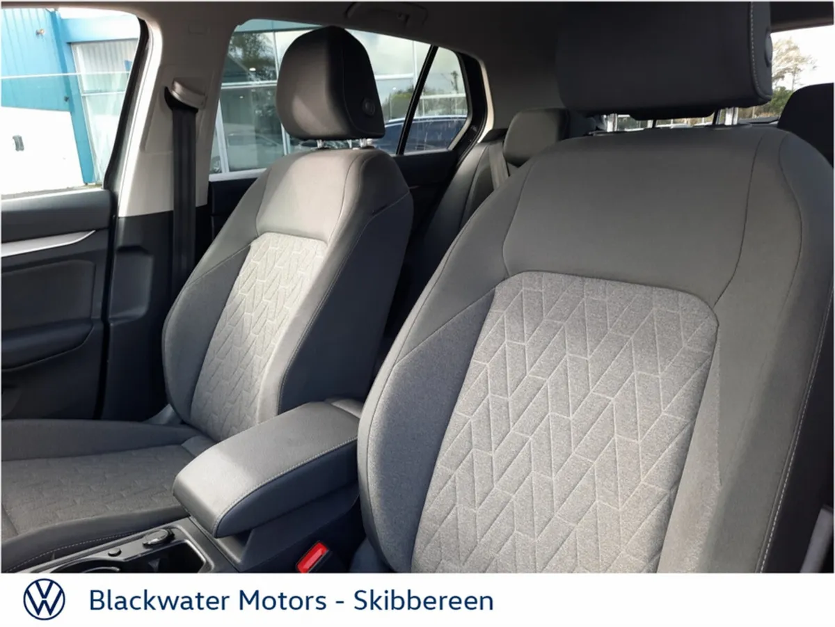 Volkswagen Golf Hatchback, Diesel, 2026, Grey