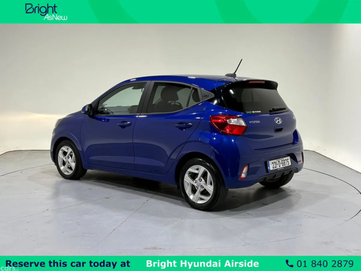 Hyundai i10 Hatchback, Petrol, 2022, Blue
