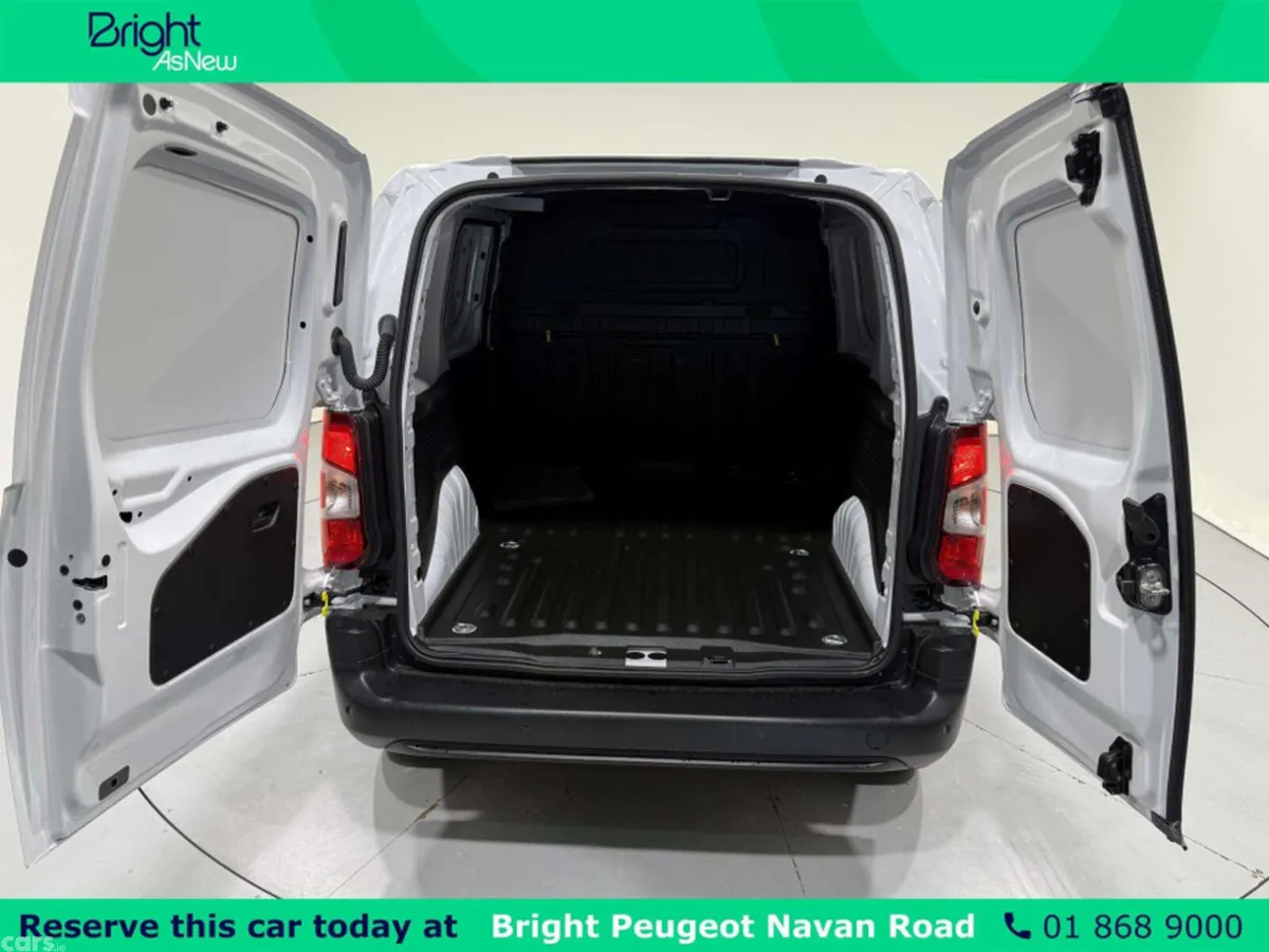 Peugeot Partner Van, Diesel, 2026, White