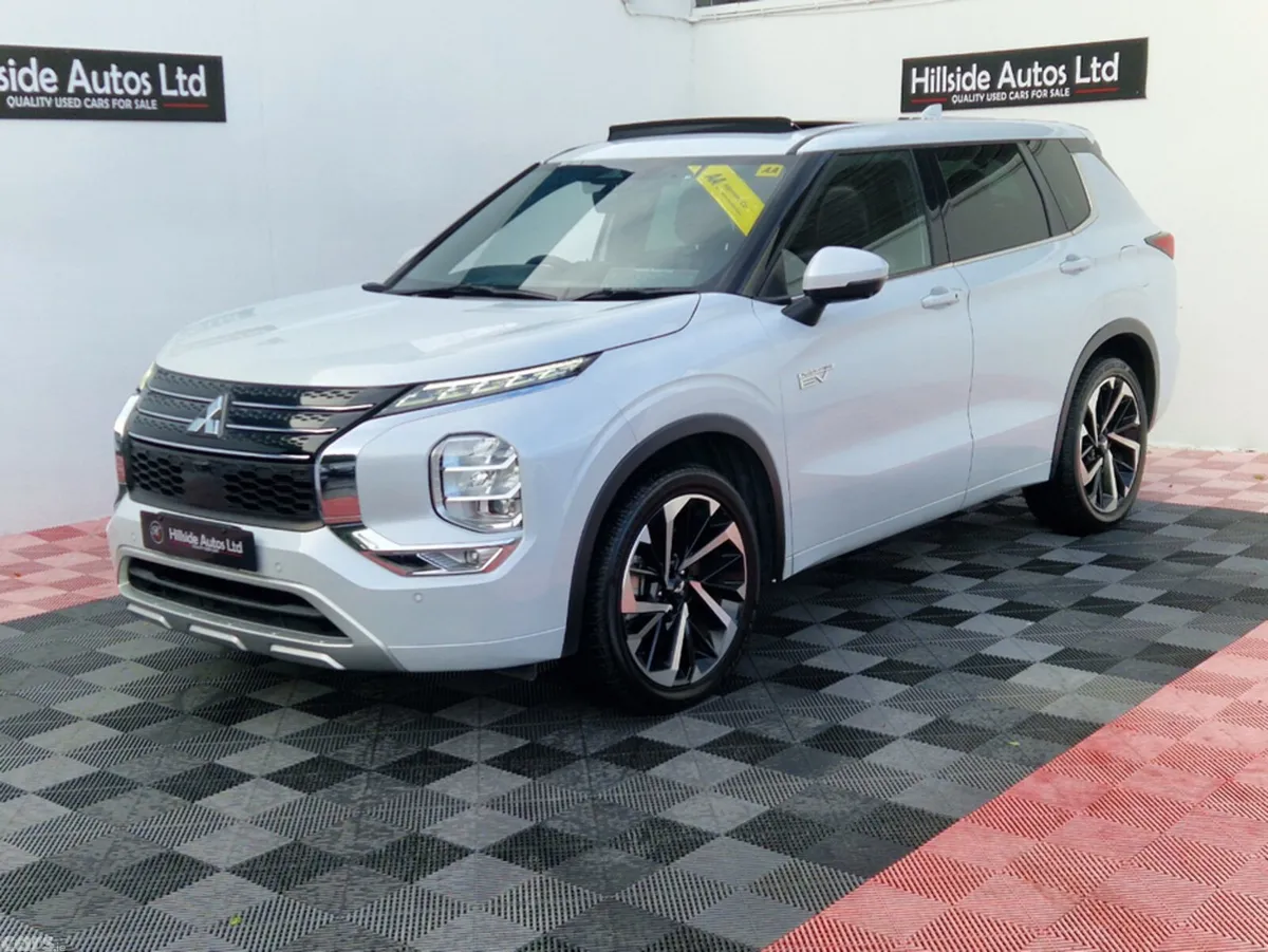 Mitsubishi Outlander MPV, Petrol Plug-in Hybrid, 2022, White