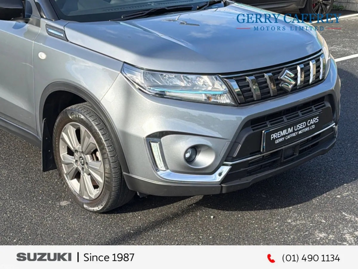 Suzuki Vitara SUV, Petrol, 2023, Grey