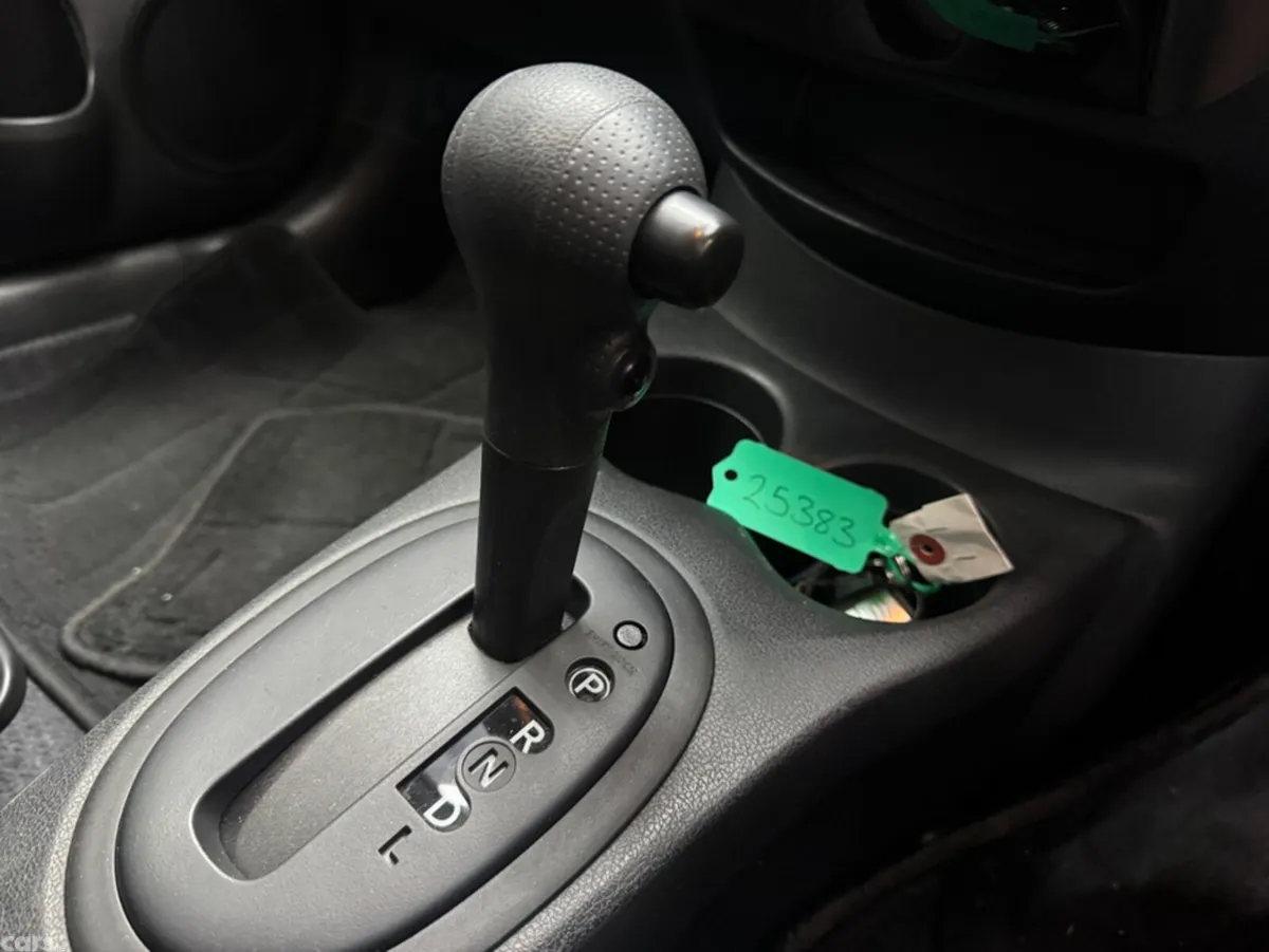 Nissan Note Hatchback, Petrol, 2016, Blue