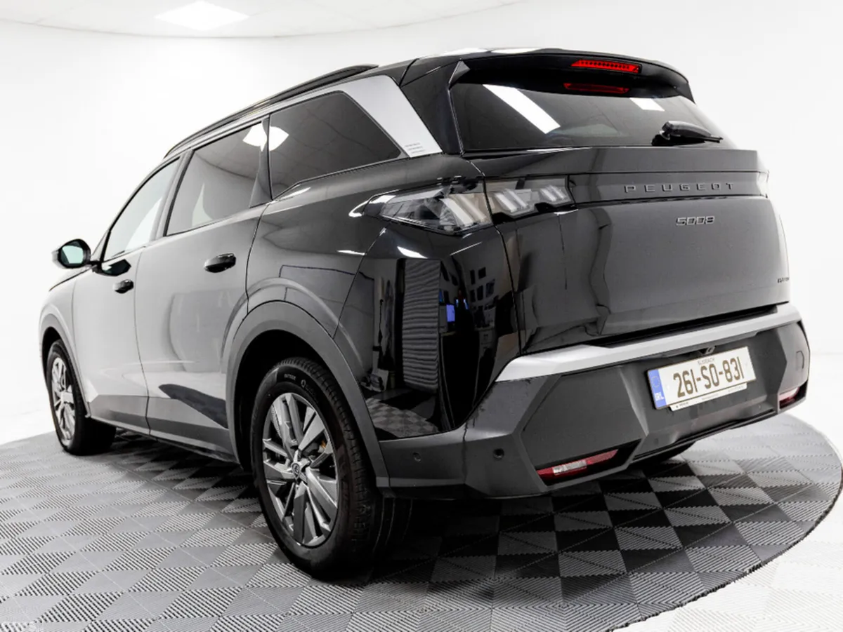 Peugeot 5008 SUV, Petrol Hybrid, 2026, Black