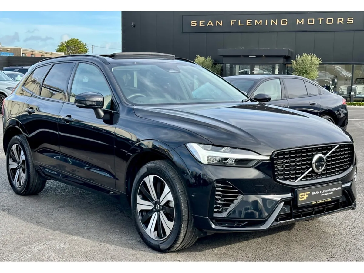 Volvo XC60 SUV, Petrol Hybrid, 2025, Black