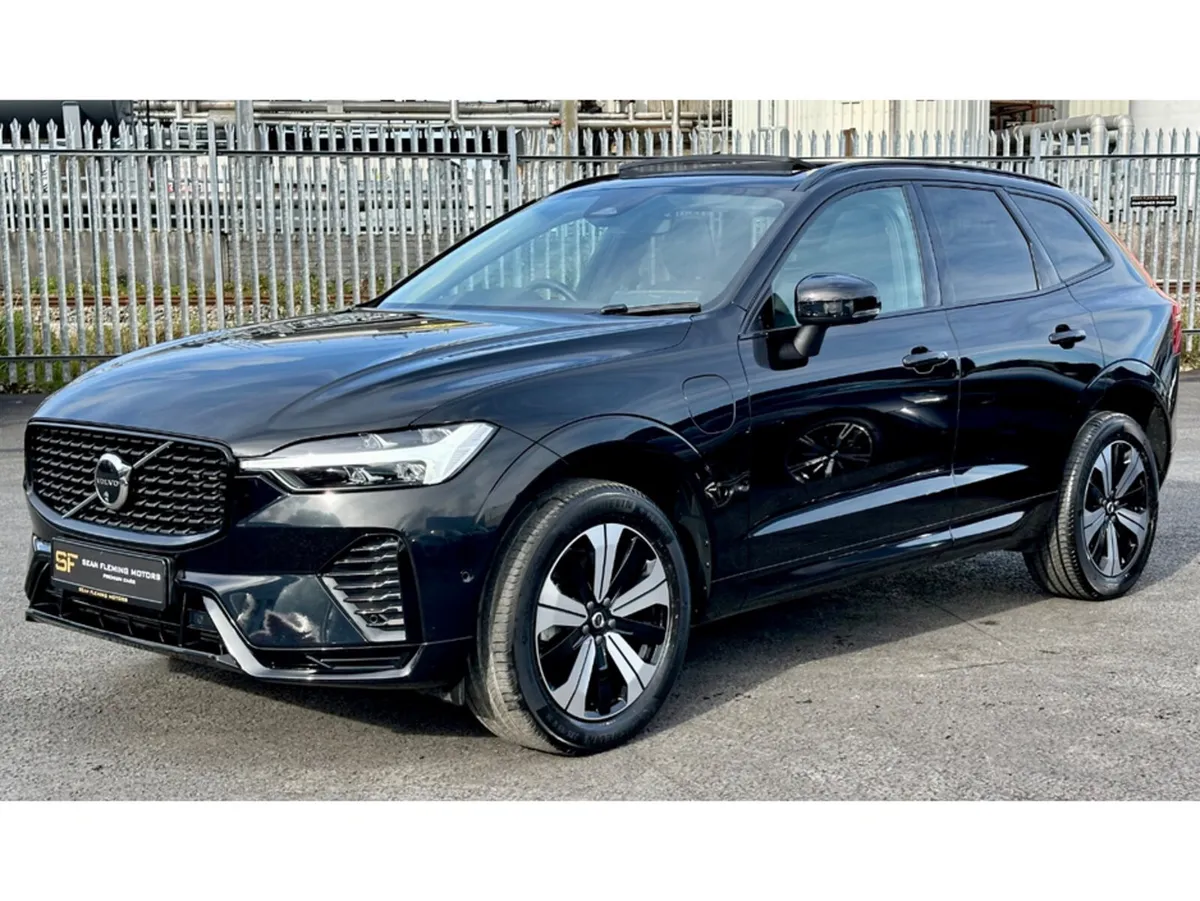 Volvo XC60 SUV, Petrol Hybrid, 2025, Black