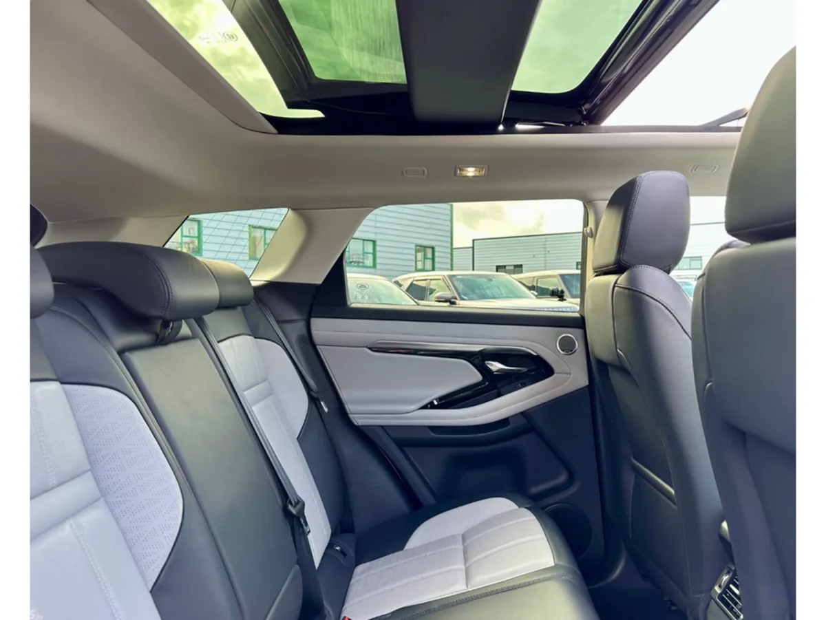 Land Rover Range Rover Evoque SUV, Petrol Plug-in Hybrid, 2022, White