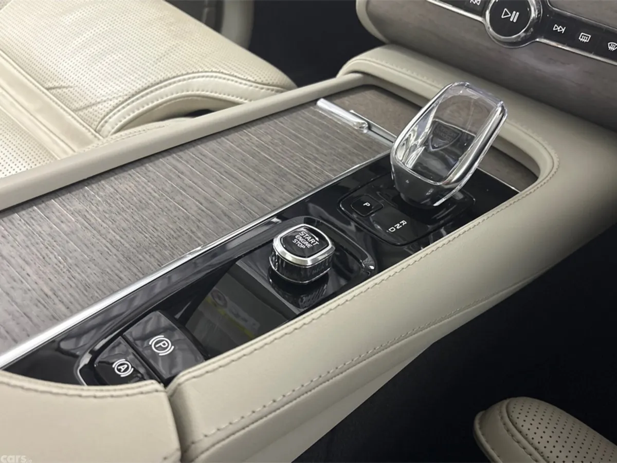 Volvo XC90 MPV, Petrol Hybrid, 2022, Grey