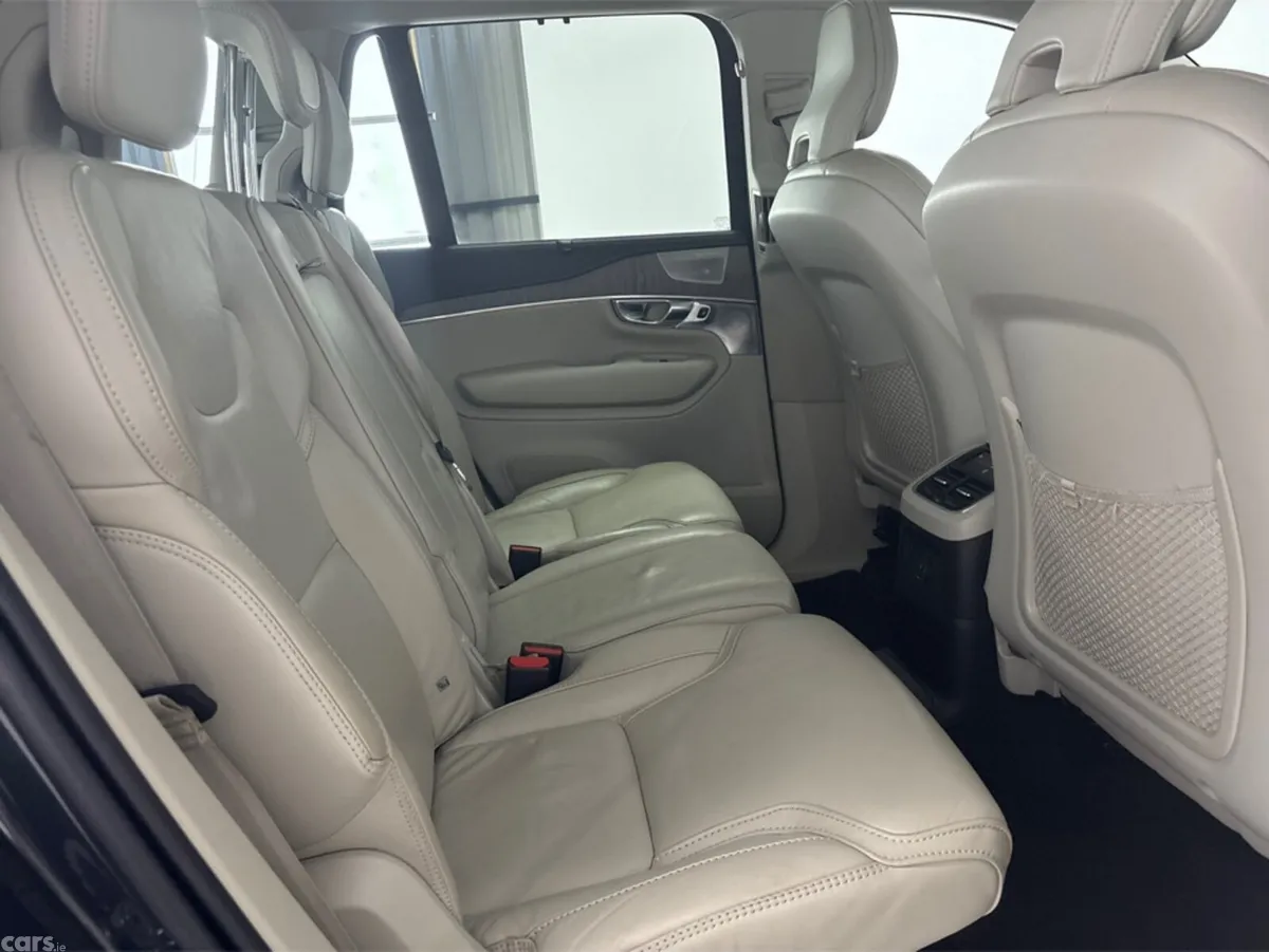 Volvo XC90 MPV, Petrol Hybrid, 2022, Grey